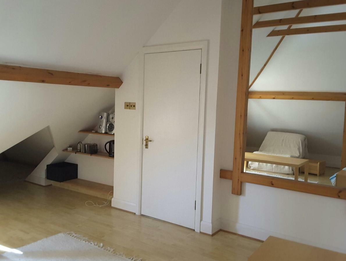 Osterley Studio Room Isleworth Exterior photo